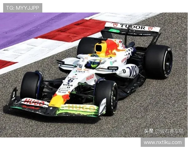 F1新赛季格局生变强队博弈车手转会引发关注技术规则升级赛道竞争白热化